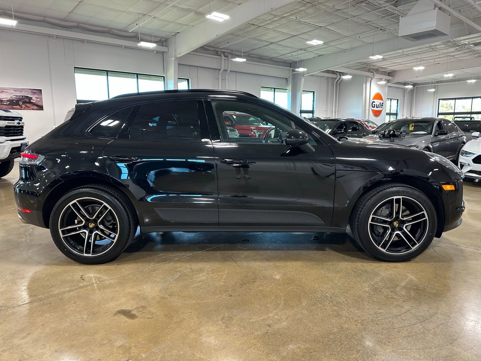 Used 2021 Porsche Macan S image 9