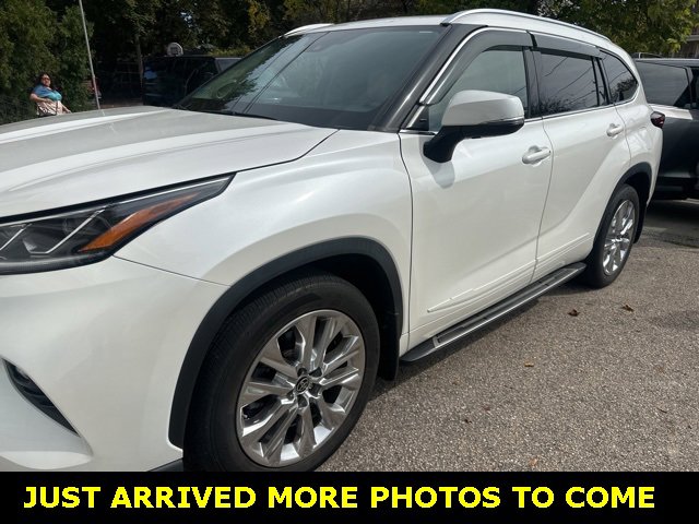 Used 2021 Toyota Highlander Limited