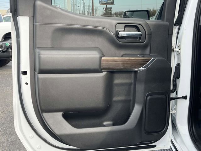 Used 2021 Chevrolet Silverado 1500 RST image 16