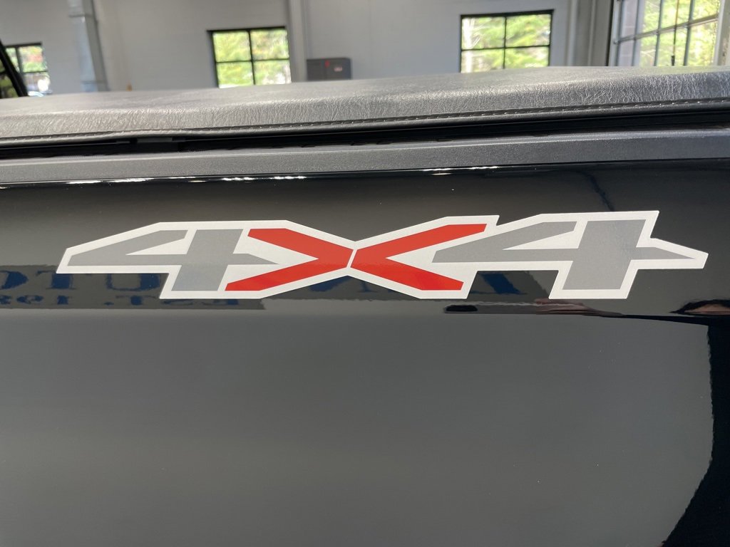 Used 2022 Chevrolet Silverado 1500 Custom image 15