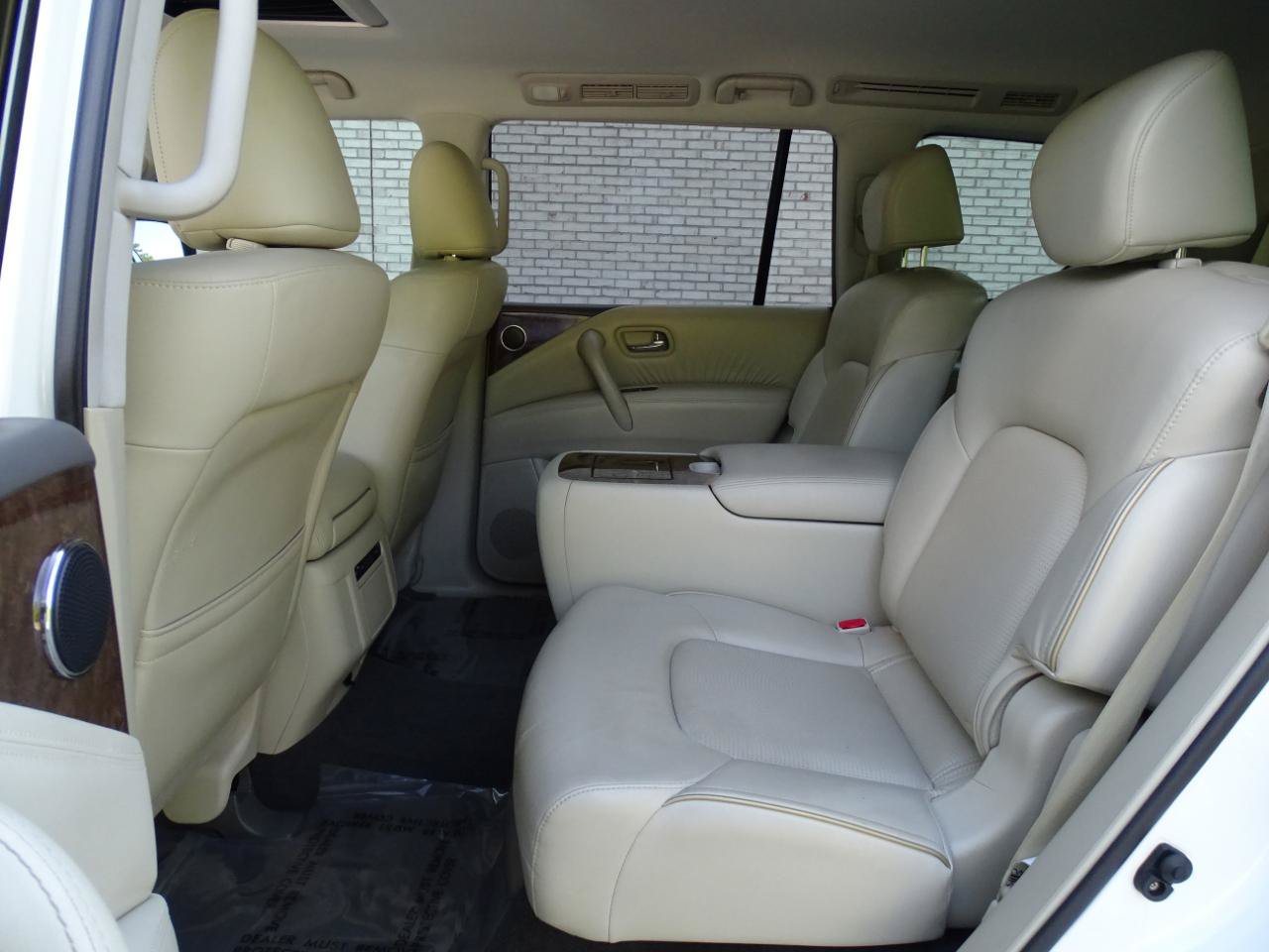Used 2017 INFINITI QX80 2WD w/ Driver Assistance Package image 23