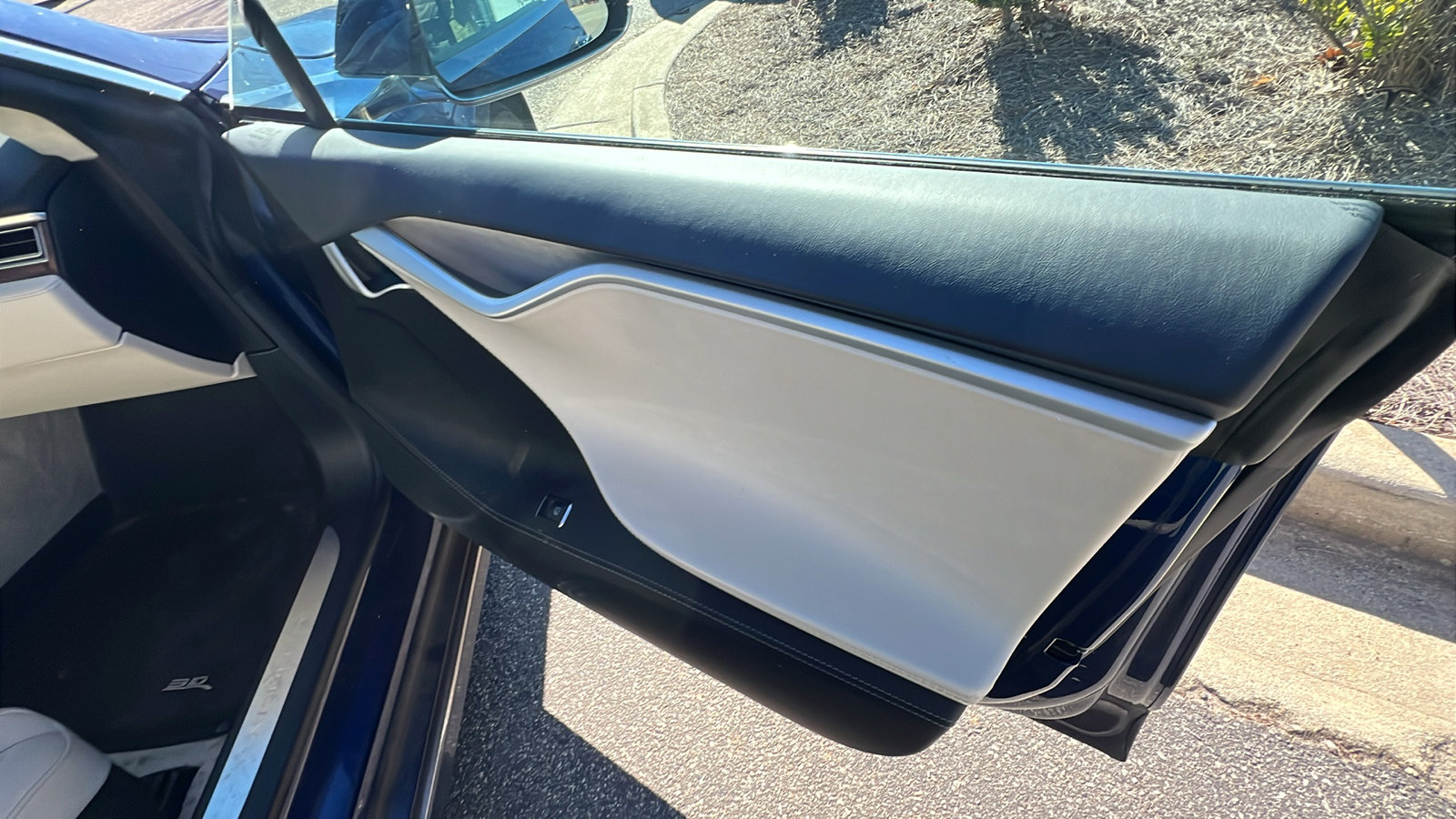 Used 2017 Tesla Model S 100D image 19