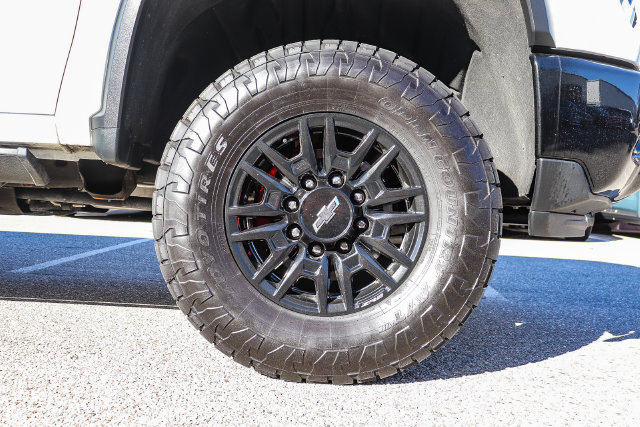Used 2024 Chevrolet Silverado 2500 ZR2 AWD/4WD image 12