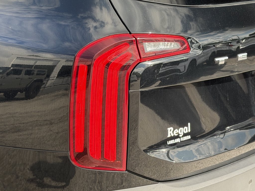 Used 2020 Kia Telluride EX FWD image 11