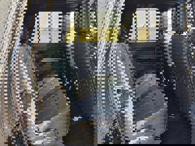 Used 2024 Ford Expedition Max Platinum image 18