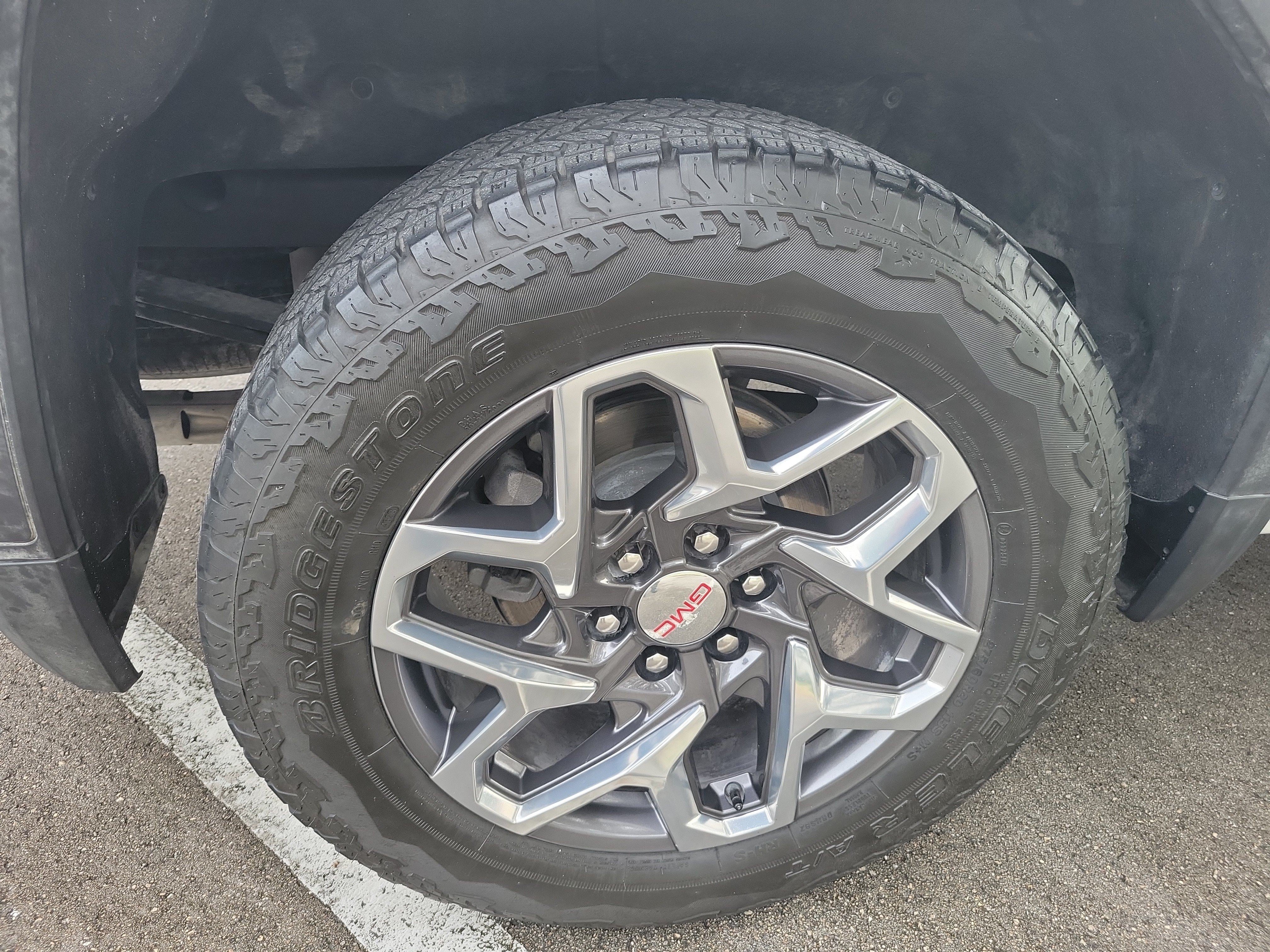 Used 2024 GMC Sierra 1500 SLT AWD/4WD image 8