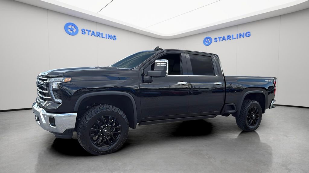 Certified 2025 Chevrolet Silverado 2500 LTZ w/ LTZ Premium Package image 4