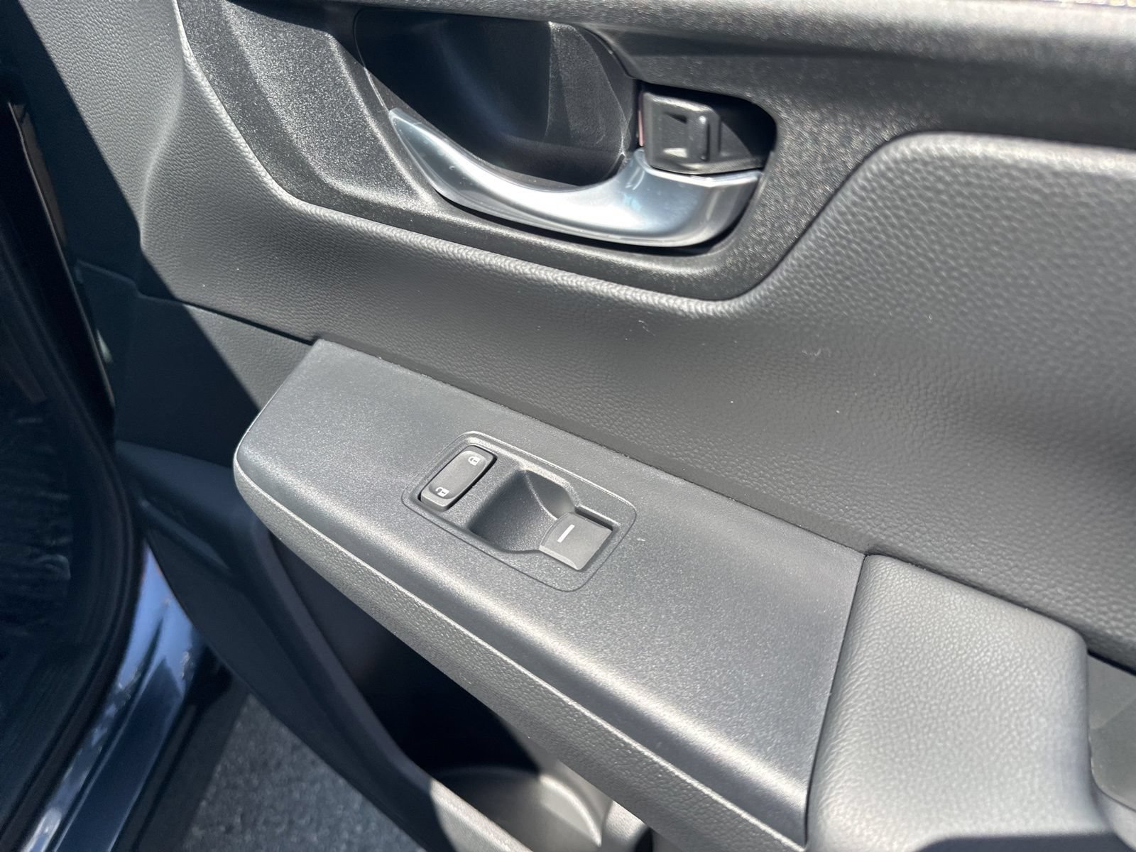 Used 2024 Honda CR-V LX image 35