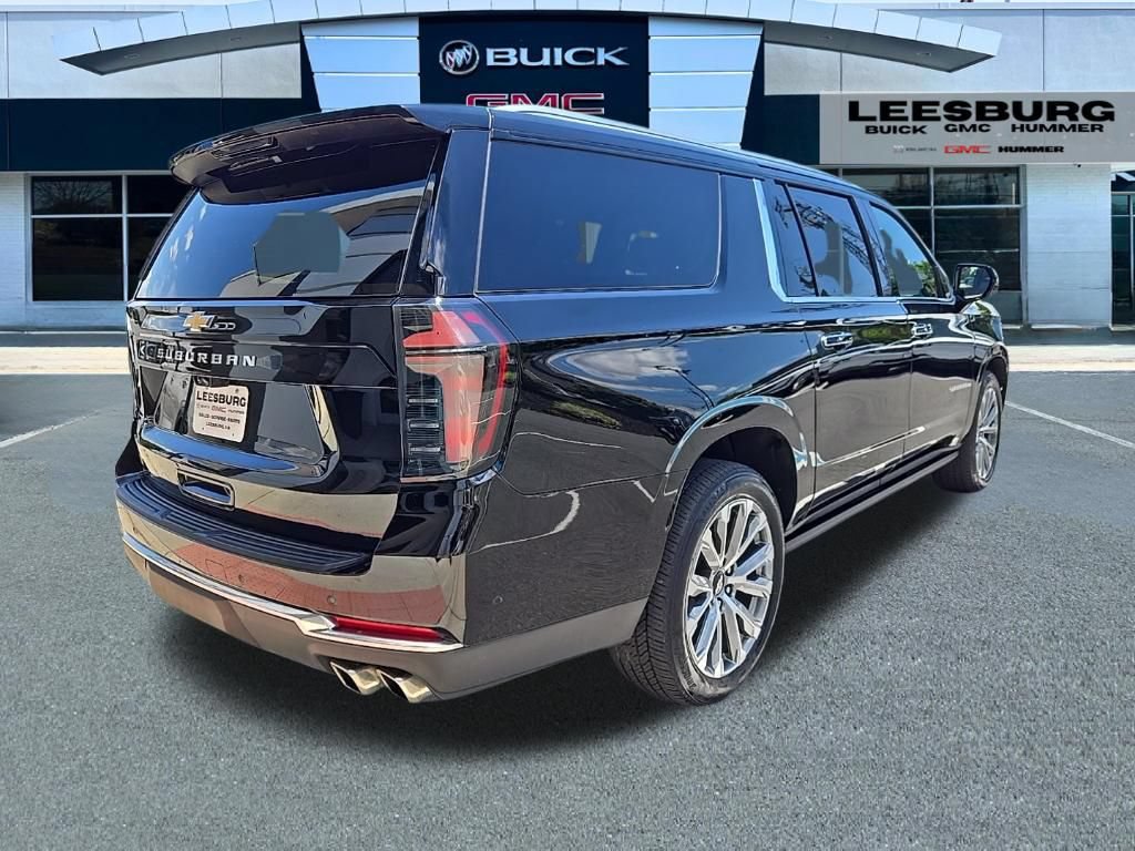 Used 2025 Chevrolet Suburban High Country AWD/4WD image 7