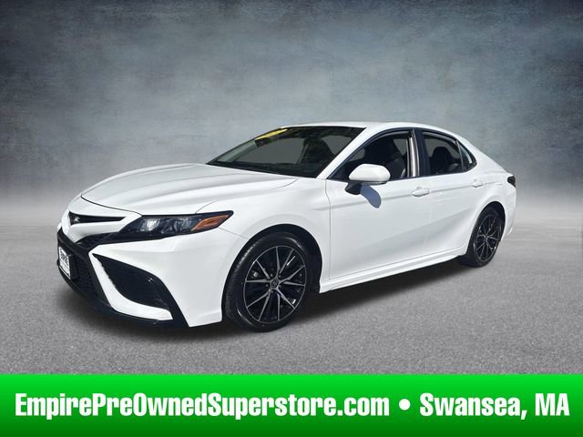 Used 2022 Toyota Camry SE