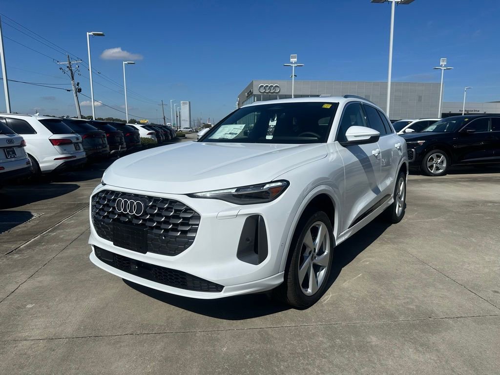 New 2025 Audi Q5 Premium Plus