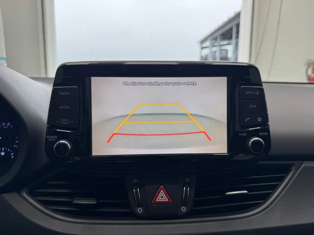 Used 2018 Hyundai Elantra GT image 27