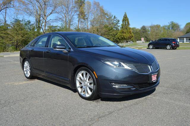 Used 2014 Lincoln MKZ AWD w/ Equipment Group 102A Reserve image 4