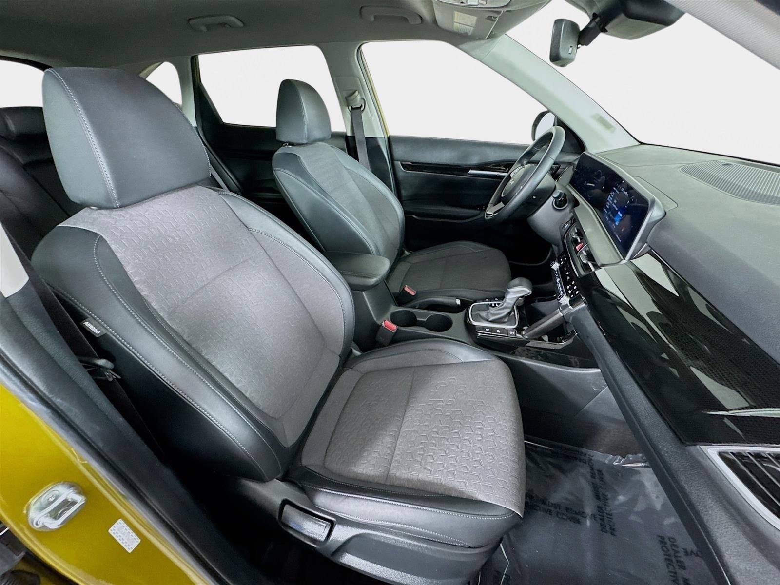 Used 2024 Kia Seltos S image 29