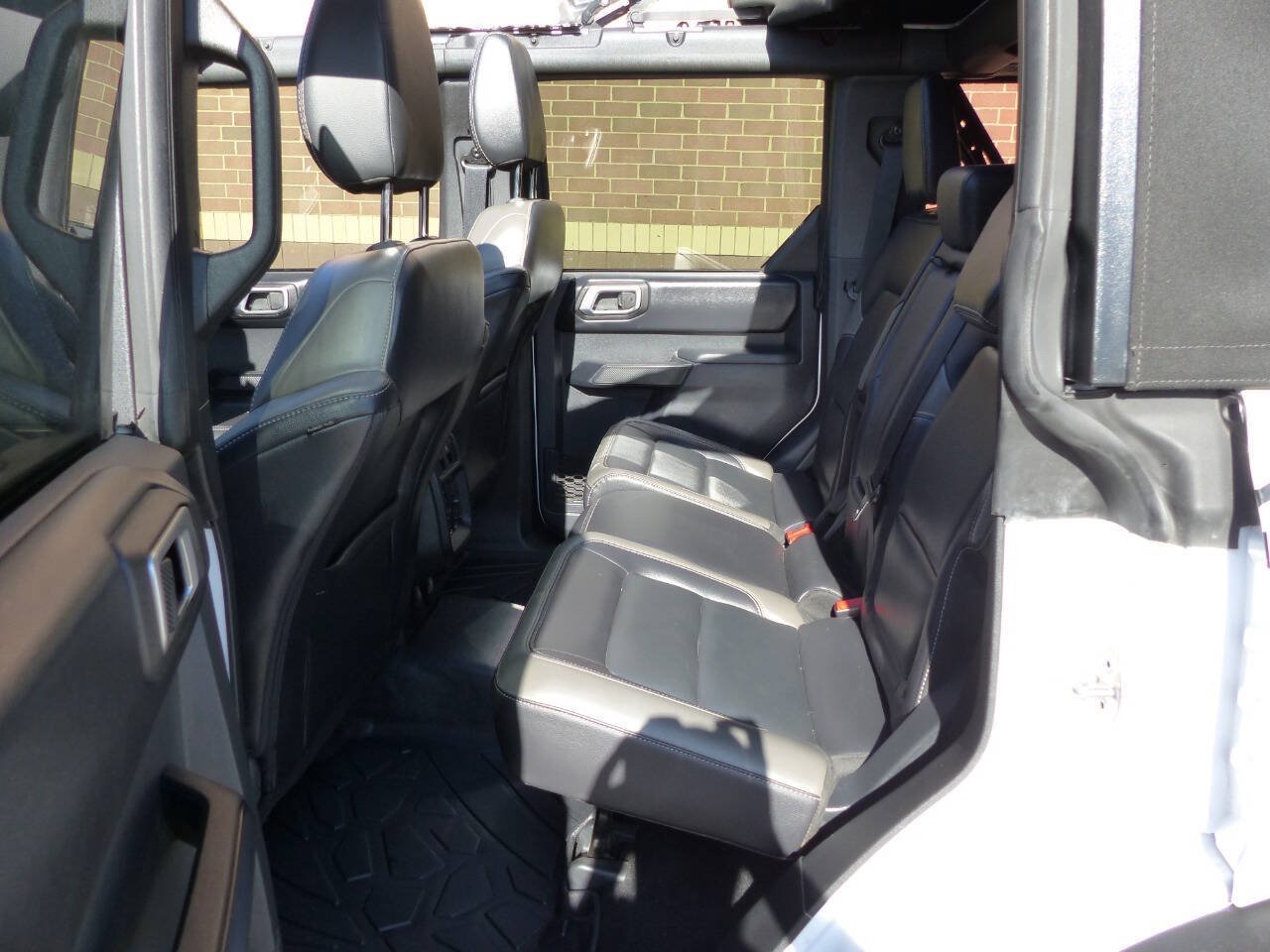 Used 2025 Ford Bronco Outer Banks AWD/4WD image 51