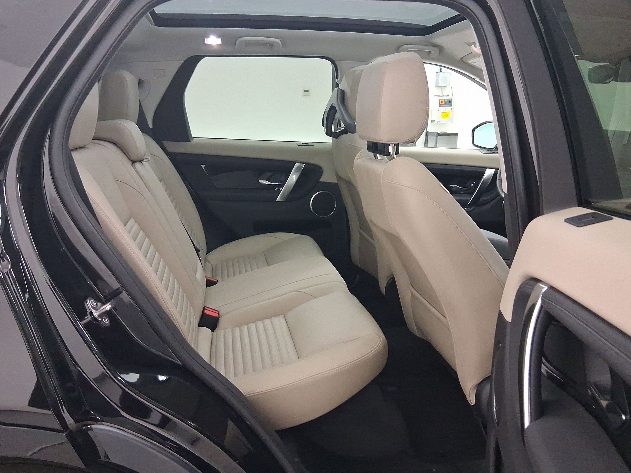 Certified 2025 Land Rover Discovery Sport S AWD/4WD image 34