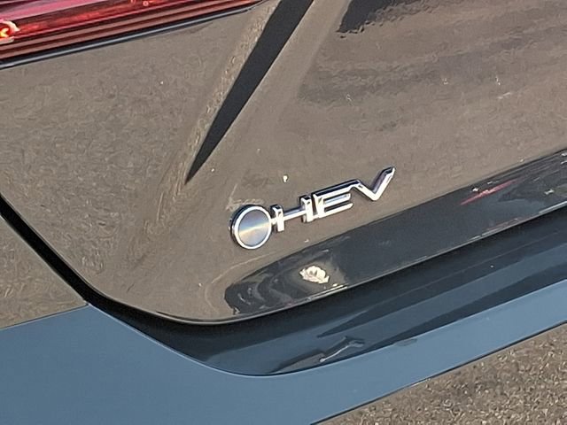 Used 2025 Toyota Camry LE image 35