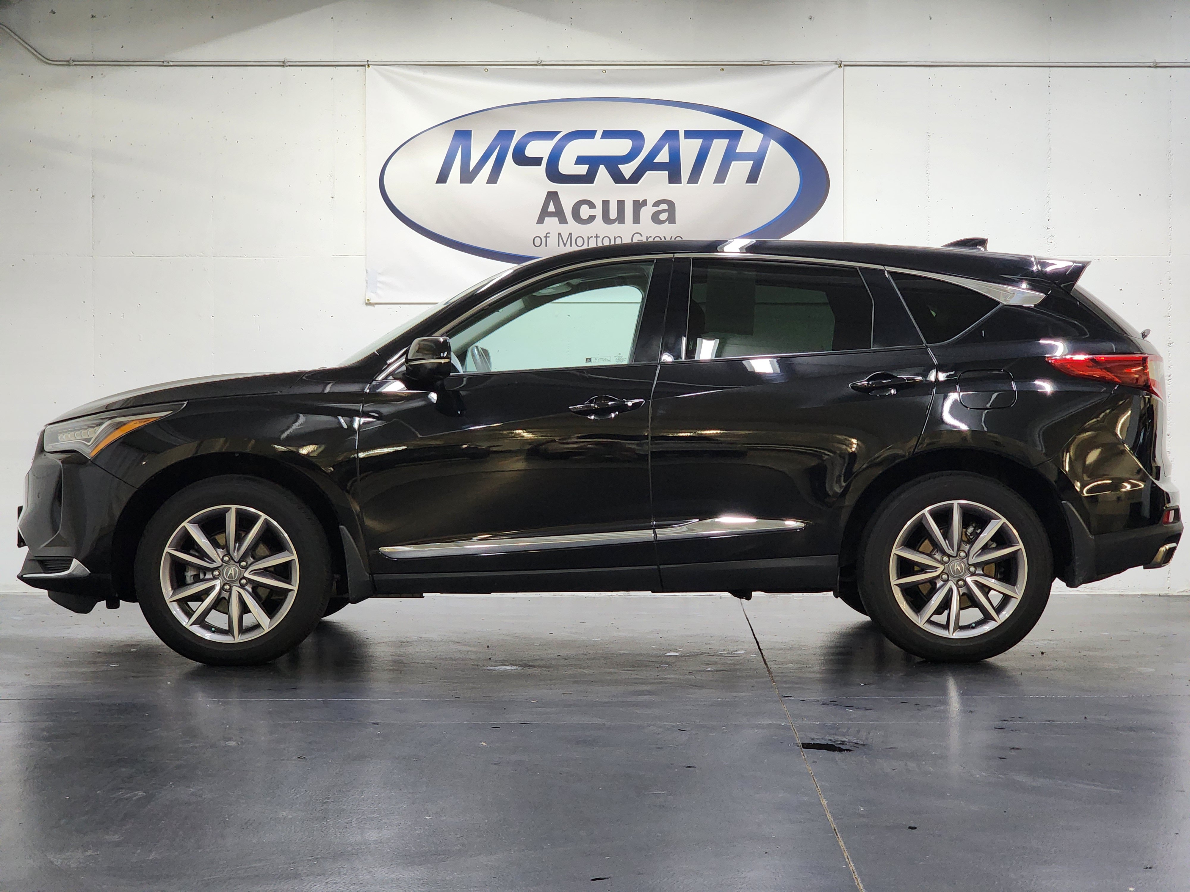 Certified 2024 Acura RDX w/ Technology Package AWD/4WD image 9
