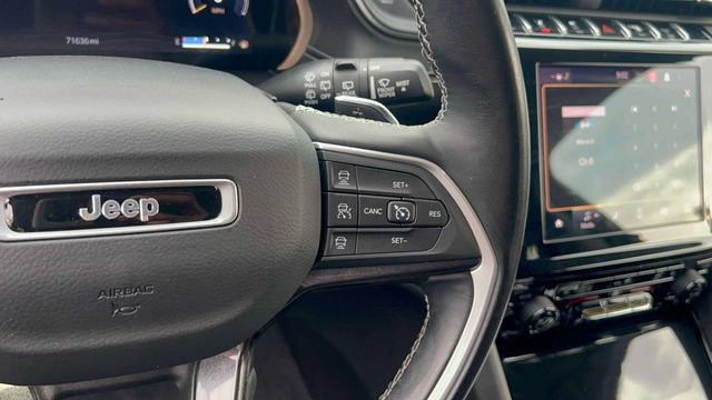 Used 2021 Jeep Grand Cherokee L Laredo w/ Luxury Tech Group I AWD/4WD image 21
