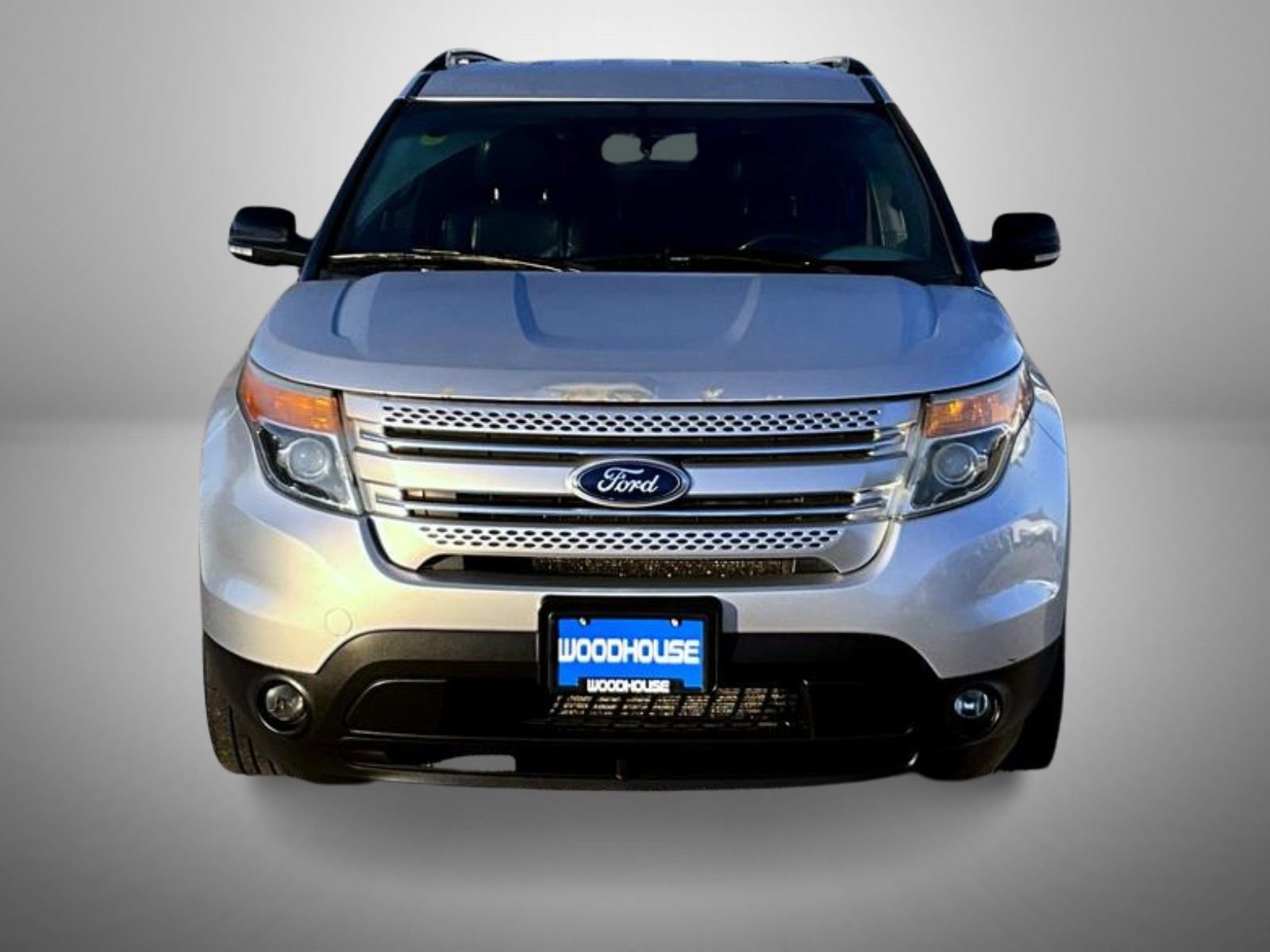 Used 2013 Ford Explorer XLT image 2