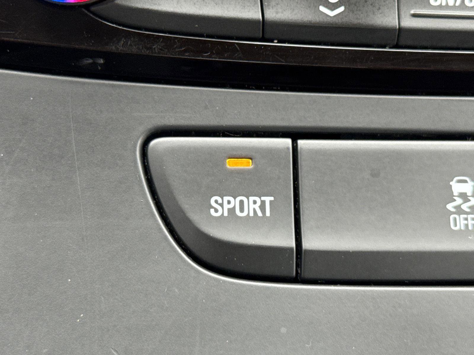 Used 2018 Buick LaCrosse Essence w/ Dynamic Drive Package image 18