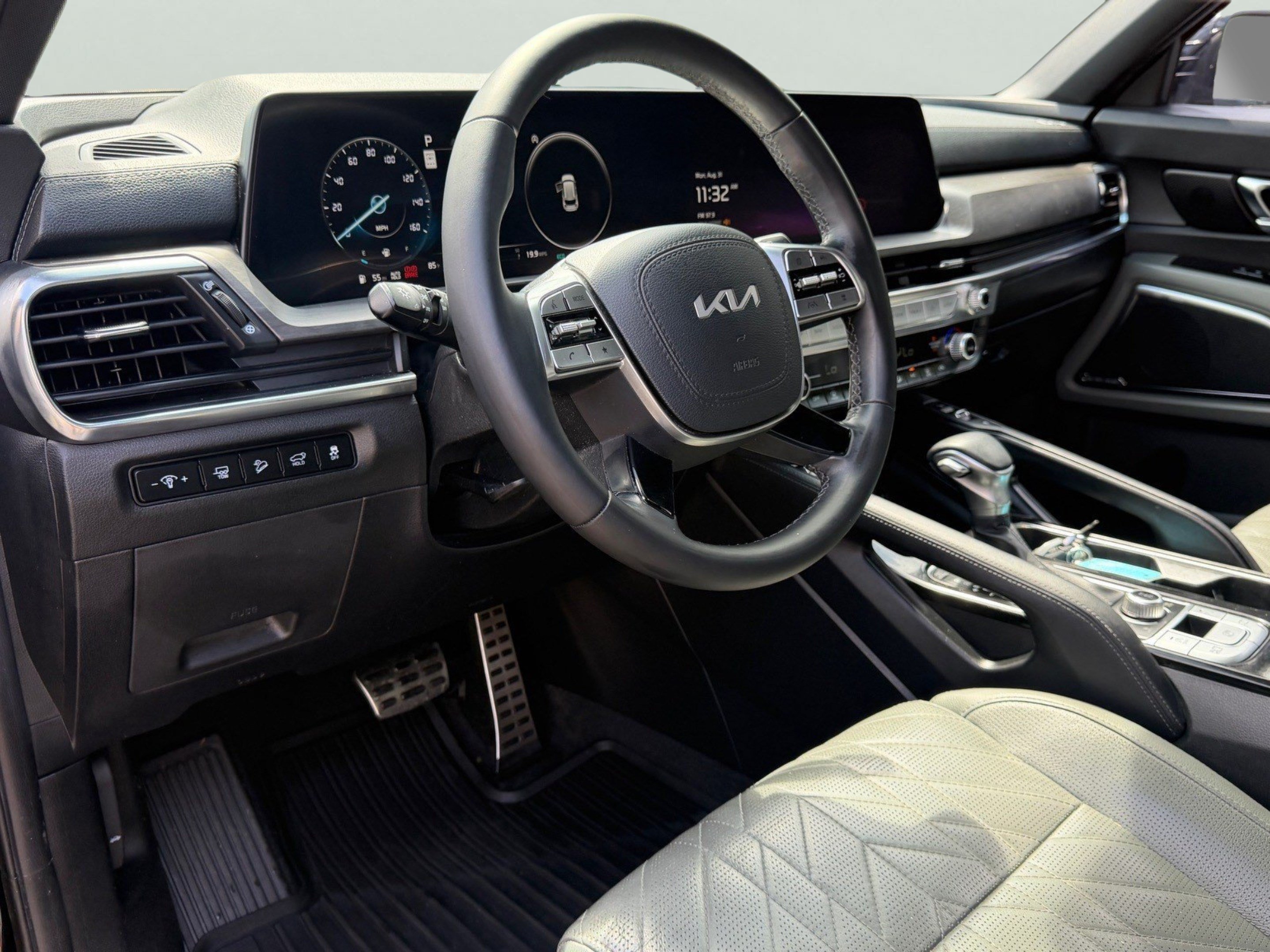 Used 2023 Kia Telluride SX X-Line AWD/4WD image 13