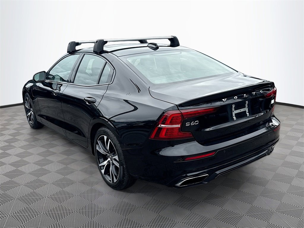 Used 2022 Volvo S60 T8 Inscription image 8