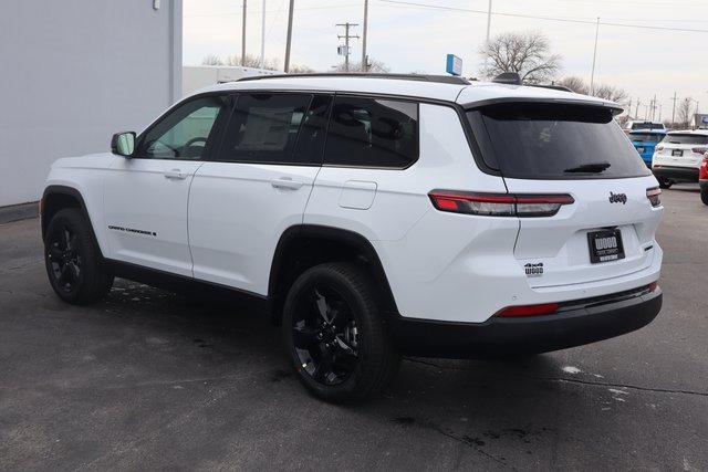 New 2025 Jeep Grand Cherokee L Limited image 24