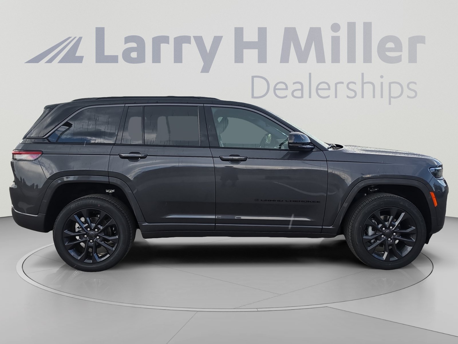 New 2026 Jeep Grand Cherokee Limited AWD/4WD image 6