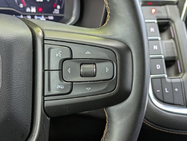 Used 2023 GMC Yukon AT4 AWD/4WD image 31