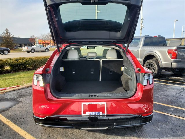 Used 2021 Ford Mustang Mach-E Premium image 29