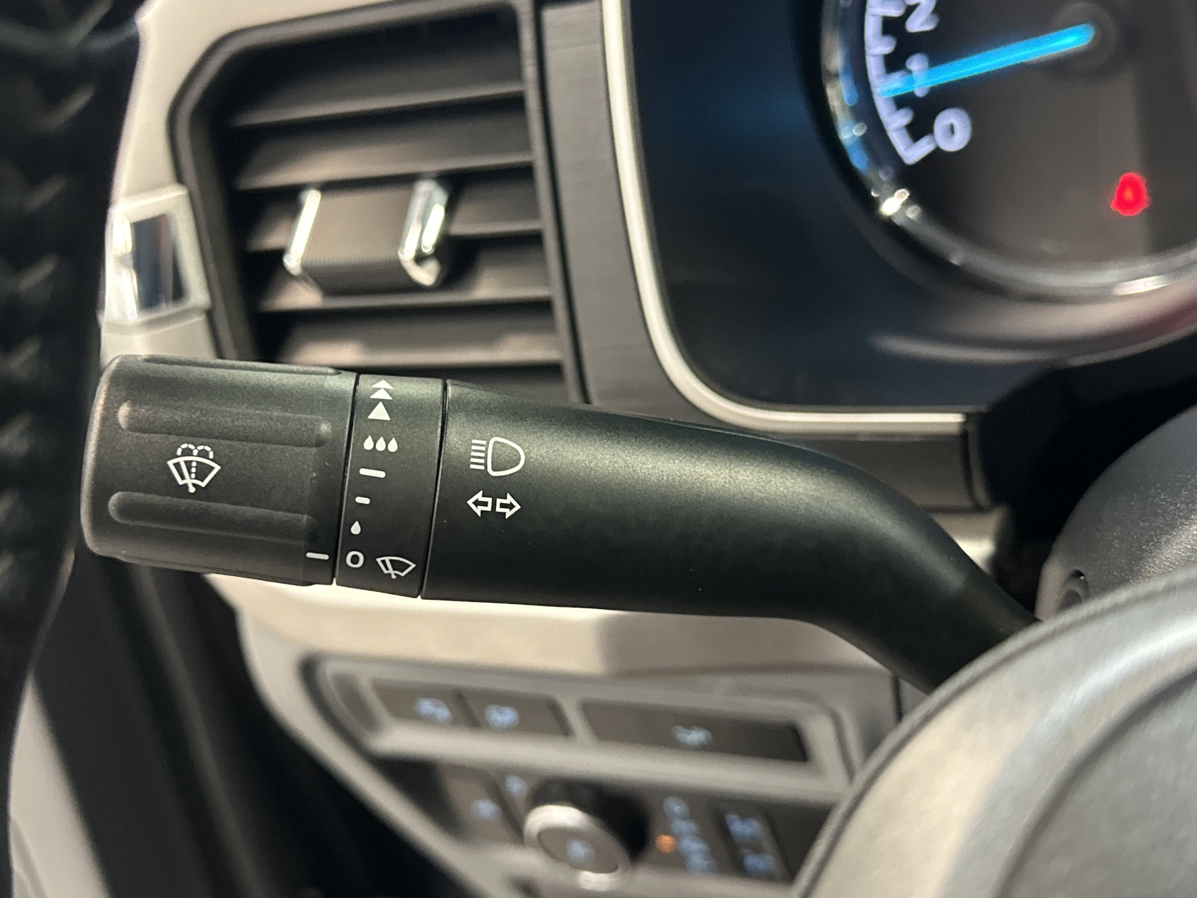 Used 2022 Ford F150 XLT w/ Equipment Group 302A High image 36