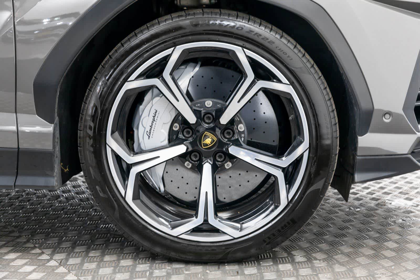 Used 2022 Lamborghini Urus AWD/4WD image 66