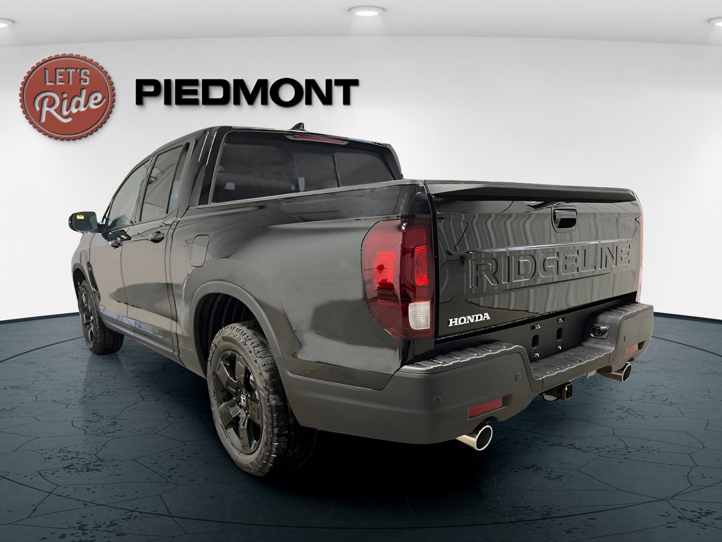 New 2026 Honda Ridgeline Black Edition image 6
