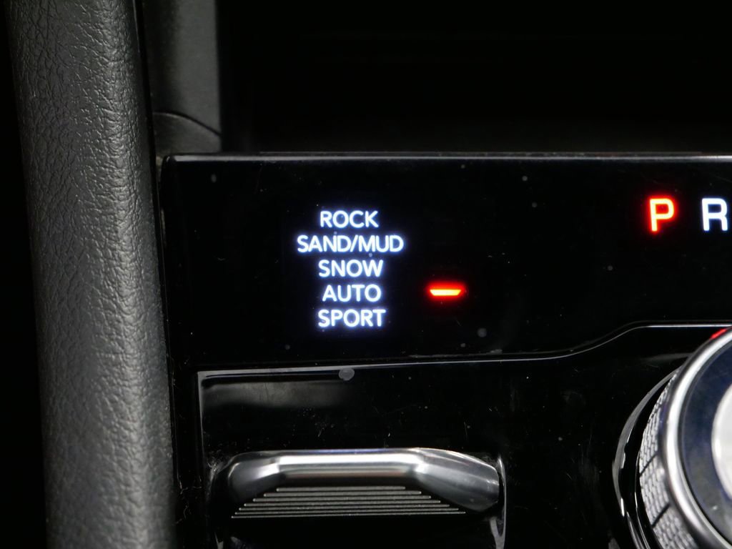 Used 2022 Jeep Grand Cherokee Overland image 41