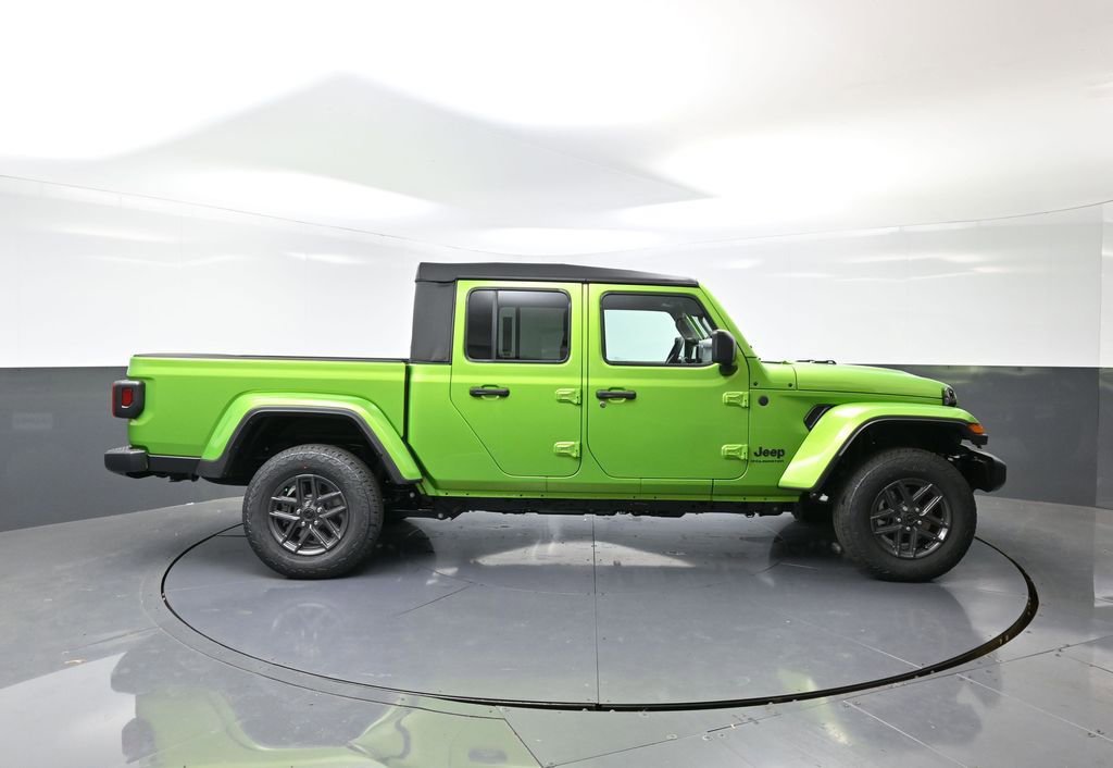 New 2026 Jeep Gladiator Sport image 4