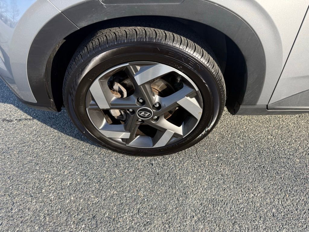Certified 2026 Hyundai Venue SEL image 10
