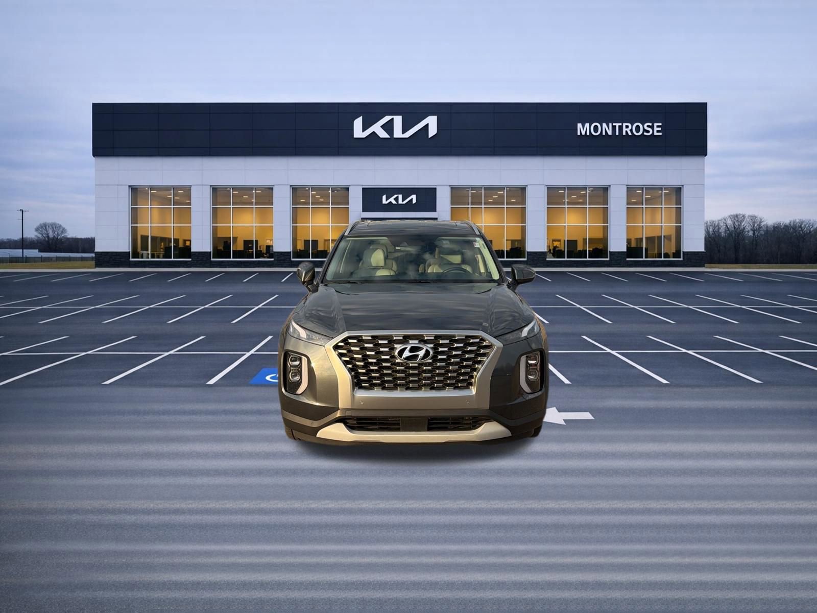 Used 2021 Hyundai Palisade SEL w/ Premium Package image 2