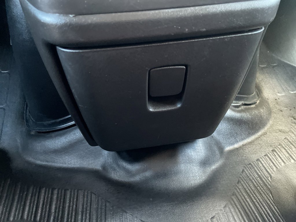 Used 2024 Chevrolet Express 2500 w/ Driver Convenience Package image 36