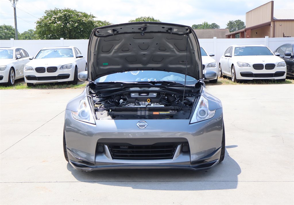Used 2011 Nissan 370Z Coupe w/ Sport Pkg RWD image 40