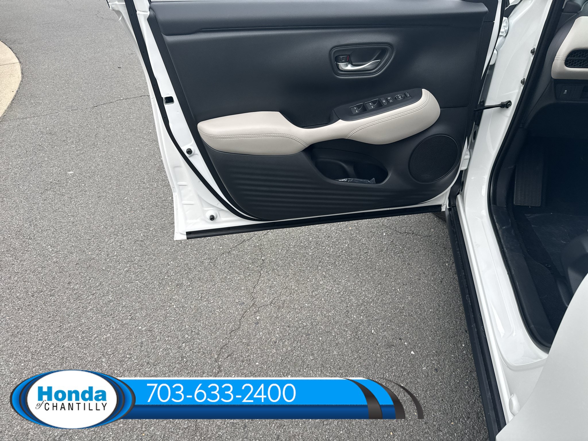 New 2027 Honda HR-V LX image 23