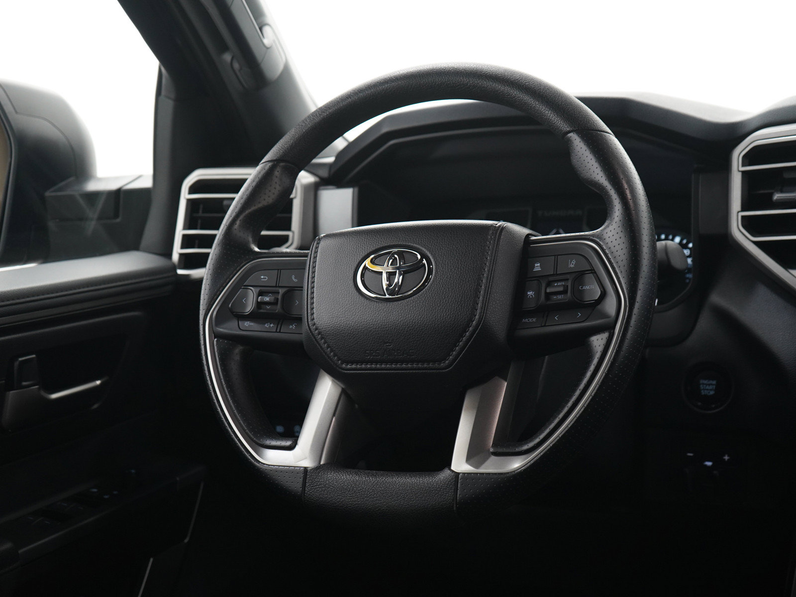 Used 2026 Toyota Tundra SR5 AWD/4WD image 14