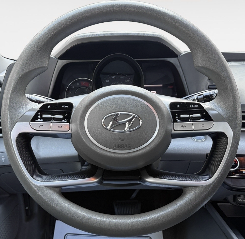 Used 2021 Hyundai Elantra SEL FWD image 18