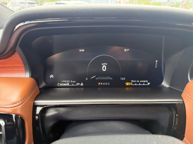 Used 2022 Lincoln Nautilus Reserve AWD/4WD image 20