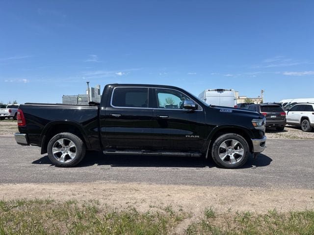 Used 2022 RAM 1500 Laramie AWD/4WD image 1
