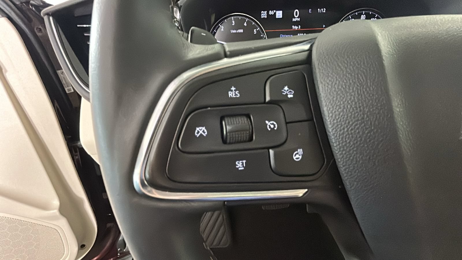 Used 2023 Buick Envision Avenir AWD/4WD image 17