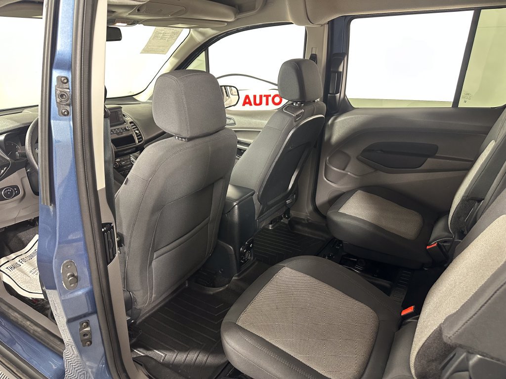 Used 2022 Ford Transit Connect XL FWD image 21