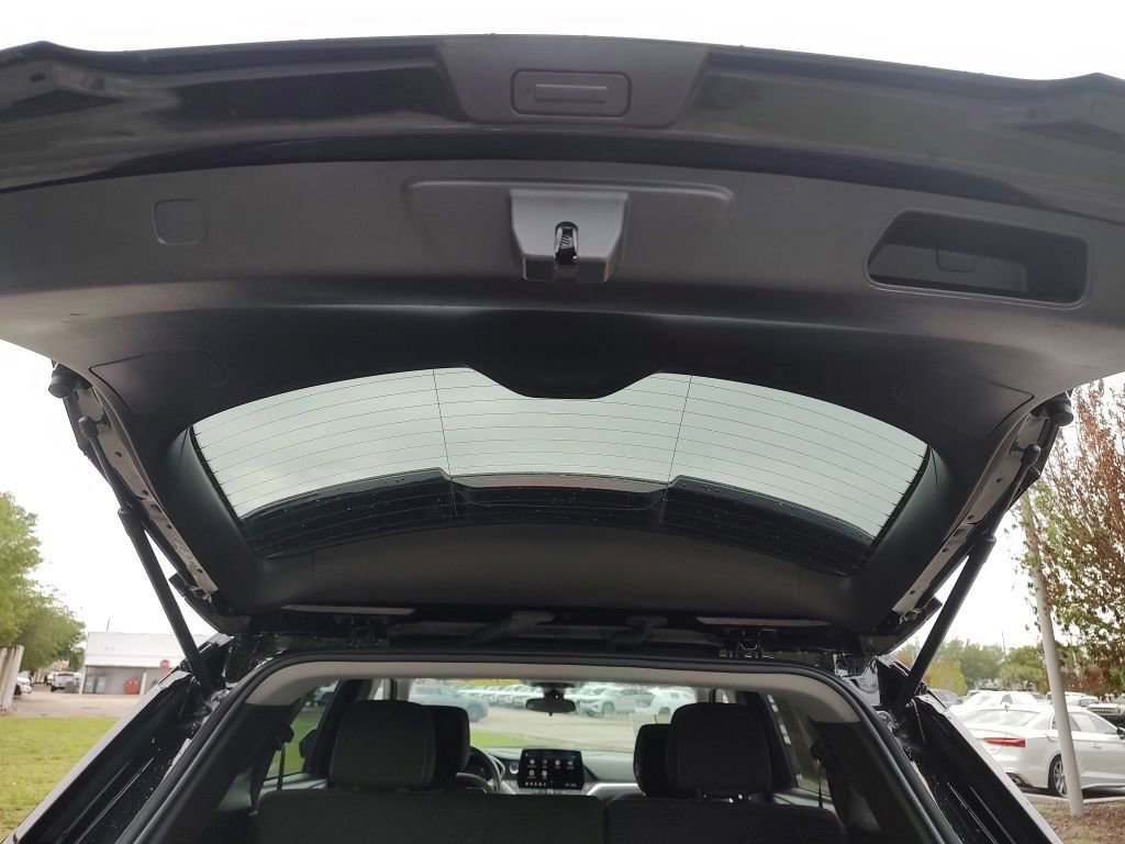 Used 2024 Chevrolet Blazer LT image 50