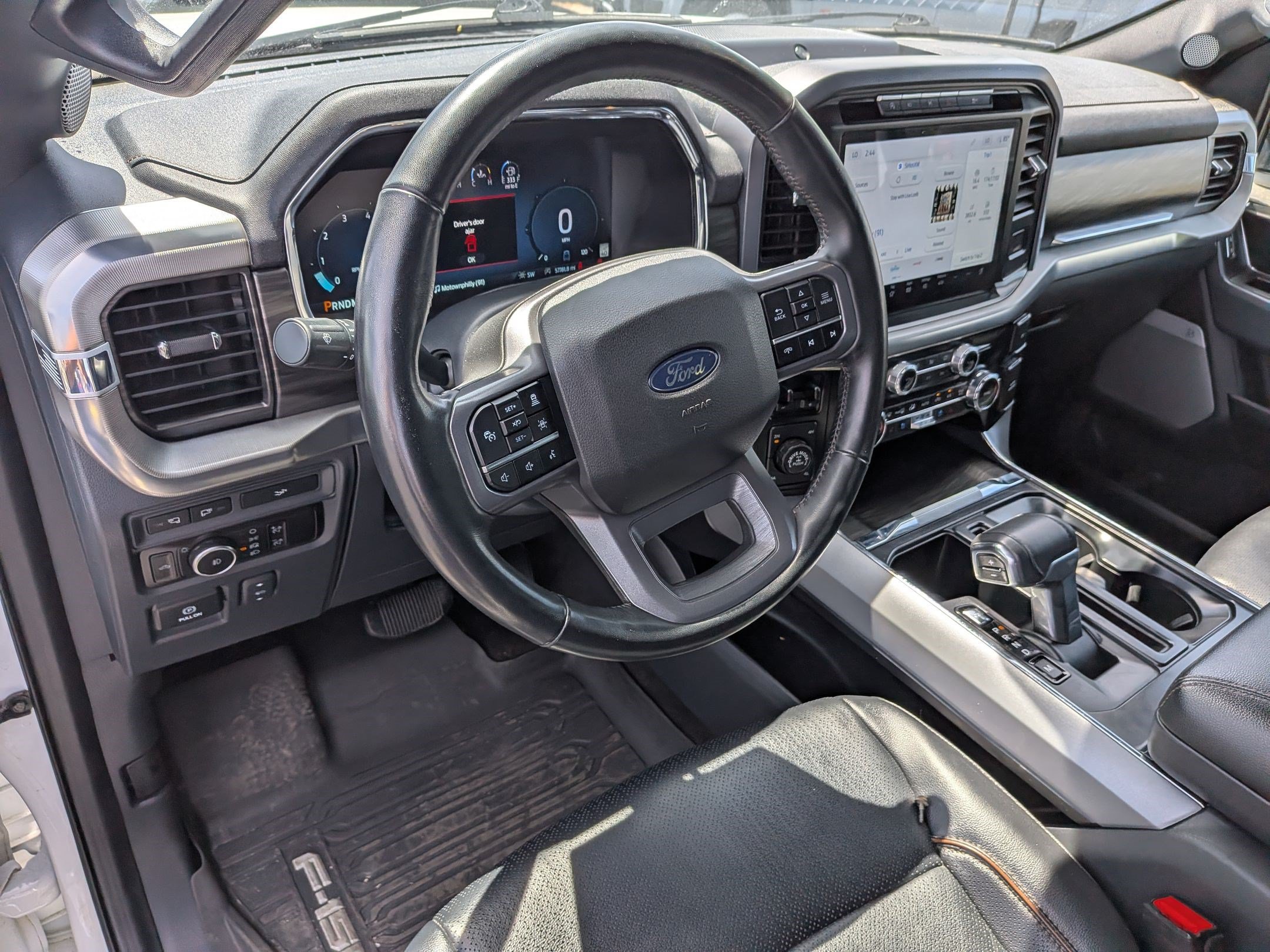 Certified 2024 Ford F150 Lariat w/ Tow/Haul Package AWD/4WD image 17