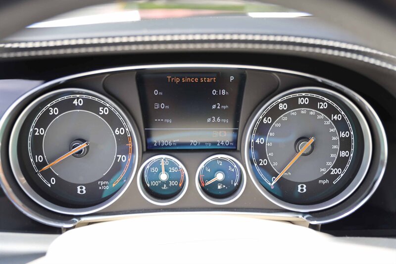 Used 2014 Bentley Flying Spur W12 AWD/4WD image 32